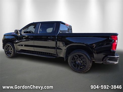 Used 2024 Chevrolet Silverado 1500 RST image 3