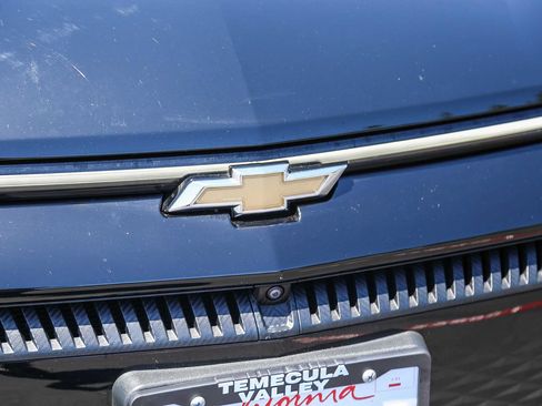 Used 2026 Chevrolet Equinox EV LT FWD image 13