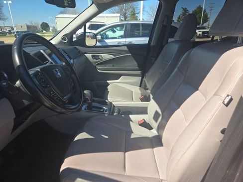 Used 2019 Honda Ridgeline RTL-T image 7
