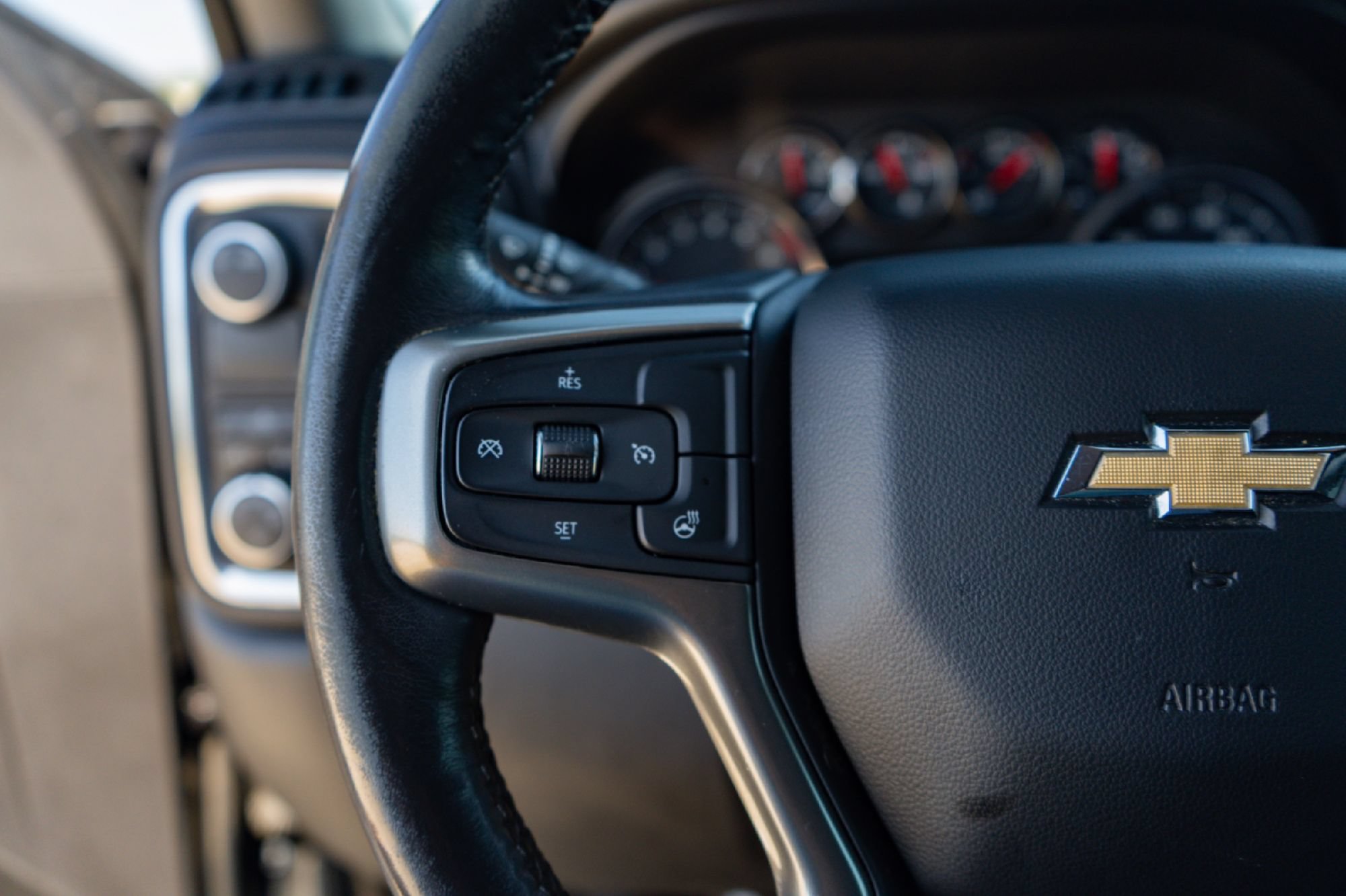 Used 2021 Chevrolet Silverado 1500 LT RWD image 13