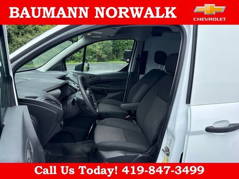 Used 2015 Ford Transit Connect XL FWD image 17