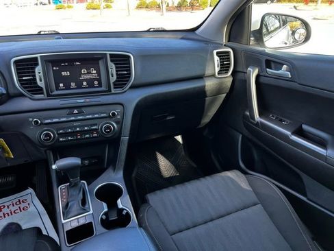Used 2017 Kia Sportage LX FWD image 29