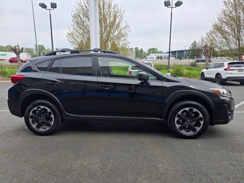 Used 2023 Subaru Crosstrek 2.0i AWD/4WD image 6