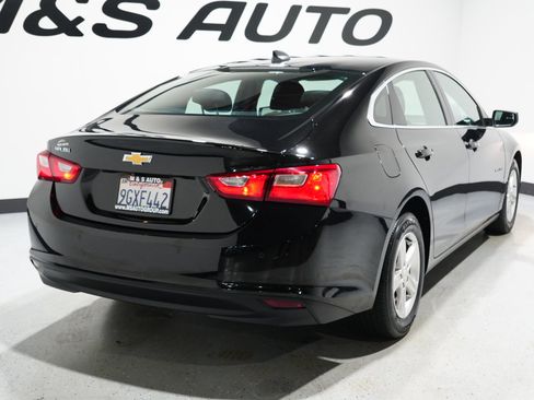 Used 2023 Chevrolet Malibu LS w/ Driver Confidence Package image 8