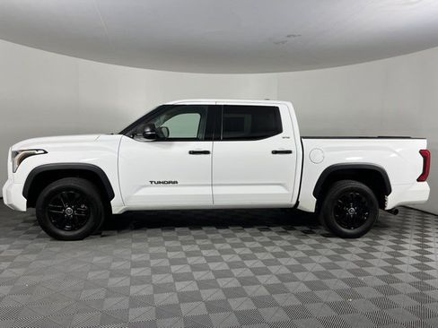Used 2023 Toyota Tundra SR5 w/ SR5 Convenience Package RWD image 5