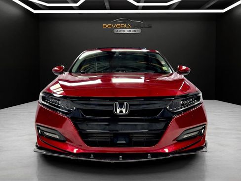 Used 2018 Honda Accord Touring image 8