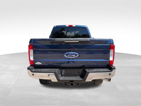 Used 2017 Ford F350 Lariat AWD/4WD image 4