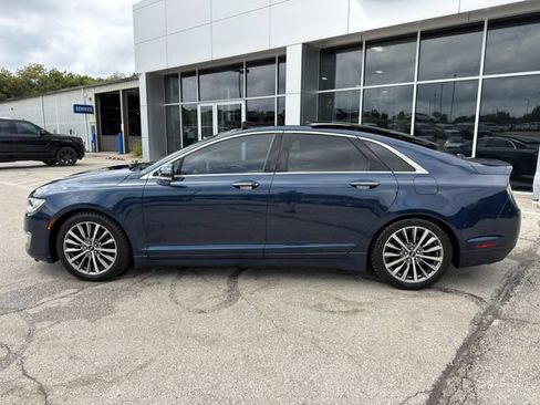 Used 2017 Lincoln MKZ Select w/ Select Plus Package FWD image 4