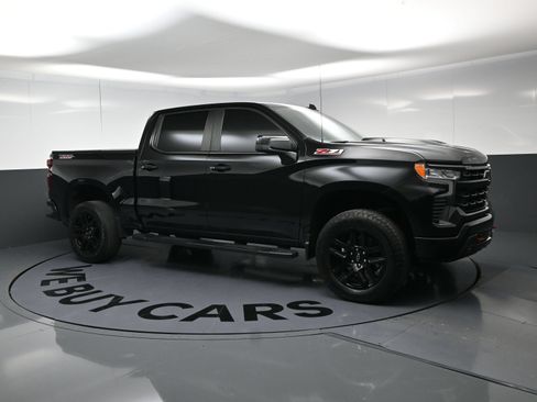 Used 2023 Chevrolet Silverado 1500 LT Trail Boss w/ Protection Package AWD/4WD image 2