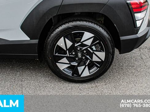 Used 2024 Hyundai Kona SEL FWD image 15