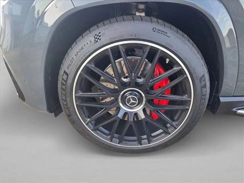 New 2026 Mercedes-Benz GLS 63 AMG 4MATIC image 17