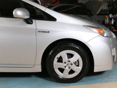 Used 2010 Toyota Prius FWD image 18
