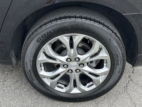 Used 2021 Buick Enclave Avenir w/ Avenir Technology Package AWD/4WD image 28