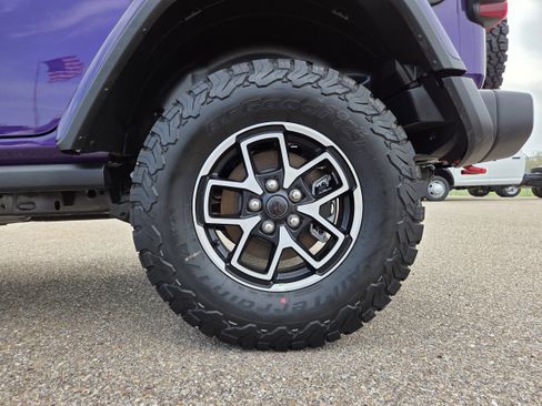 New 2026 Jeep Wrangler Unlimited Rubicon image 9