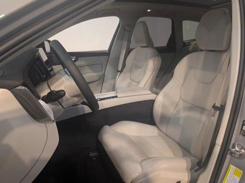 New 2026 Volvo XC60 T8 Ultra w/ Protection Package Premier image 11
