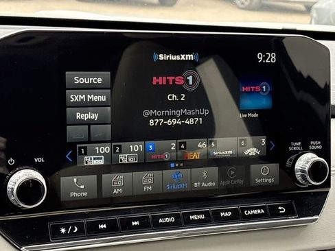 Used 2024 Mitsubishi Outlander SEL image 17