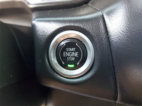 Used 2022 Chevrolet Tahoe Z71 w/ Z71 Off-Road Package image 52