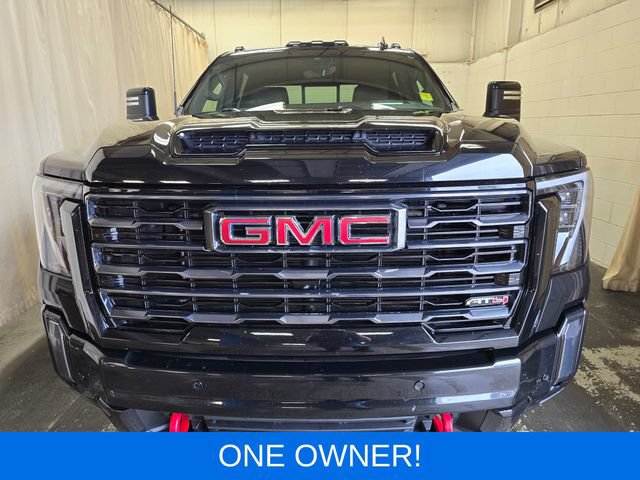 Used 2024 GMC Sierra 2500 AT4 w/ AT4 Premium Plus Package AWD/4WD image 3