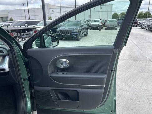 New 2026 Hyundai Ioniq 9 SEL AWD/4WD image 14