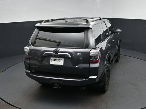 Used 2021 Toyota 4Runner SR5 Premium w/ Moonroof Package RWD image 34