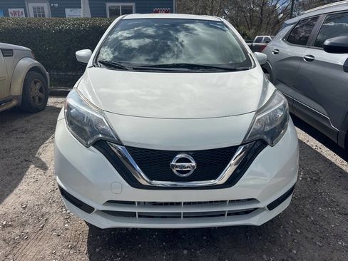 Used 2018 Nissan Versa Note SV image 2