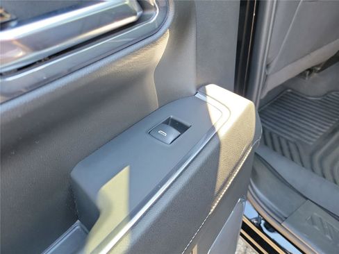 Used 2024 GMC Sierra 1500 Elevation AWD/4WD image 15