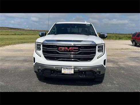 New 2025 GMC Sierra 1500 SLT w/ SLT Premium Plus Package image 3