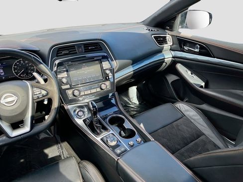 Used 2023 Nissan Maxima SR w/ Sport Mat Group FWD image 25