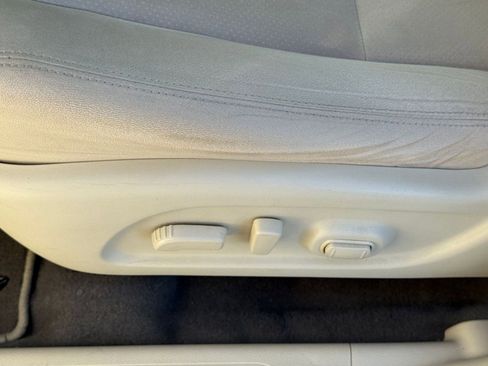 Used 2018 Nissan Murano SV w/ Premium Package image 14