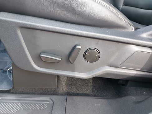 New 2025 Ford Bronco Outer Banks w/ Black Appearance Package image 31