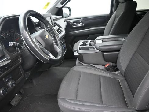 Used 2024 Chevrolet Tahoe LS RWD image 12