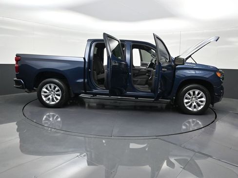 Used 2023 Chevrolet Silverado 1500 Custom image 32