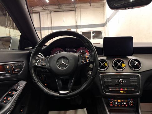 Used 2015 Mercedes-Benz CLA 250 image 17