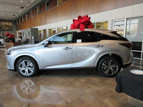 New 2026 Lexus RX 350 AWD image 3