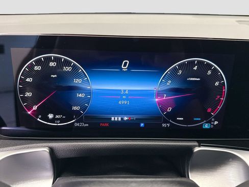 Certified 2025 Mercedes-Benz GLB 250 image 32