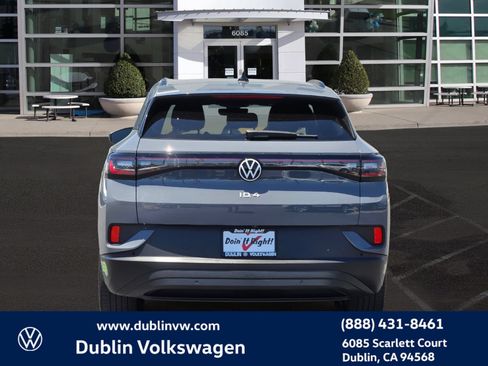 Used 2023 Volkswagen ID.4 Pro RWD image 5