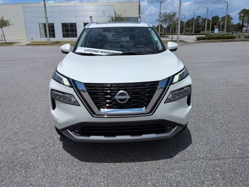 Certified 2022 Nissan Rogue SL w/ SL Premium Package FWD image 9
