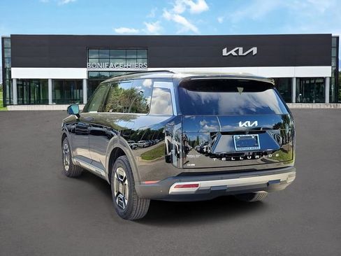 New 2027 Kia Telluride EX FWD image 3