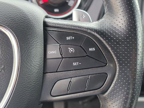 Used 2022 Dodge Challenger GT AWD/4WD image 19