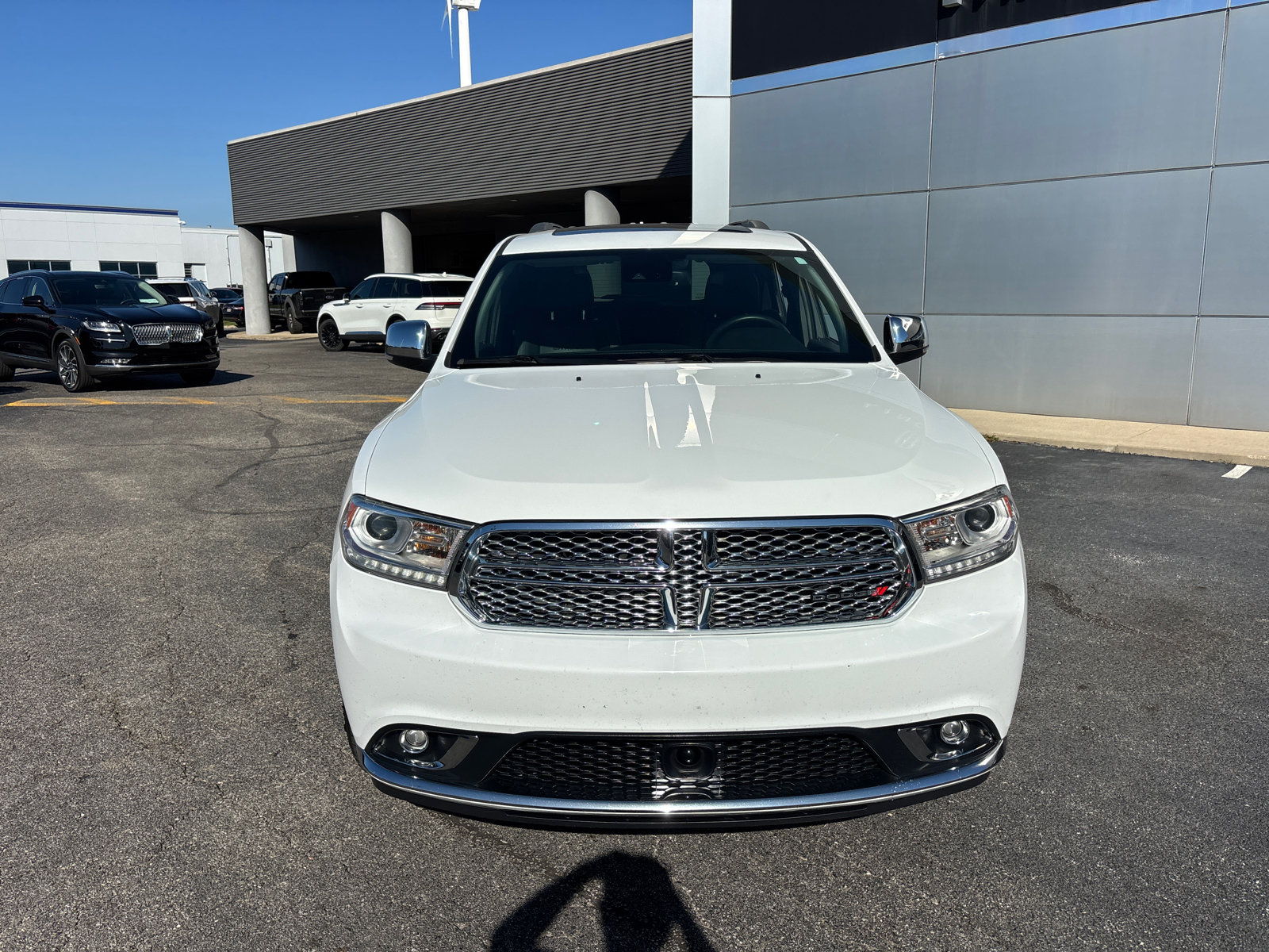 Used 2016 Dodge Durango Citadel w/ Technology Group RWD image 2