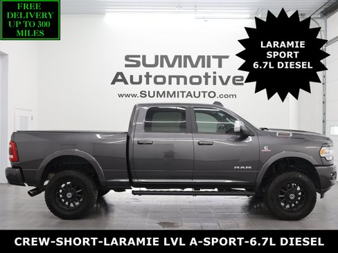 Used 2022 RAM 2500 Laramie AWD/4WD image 1