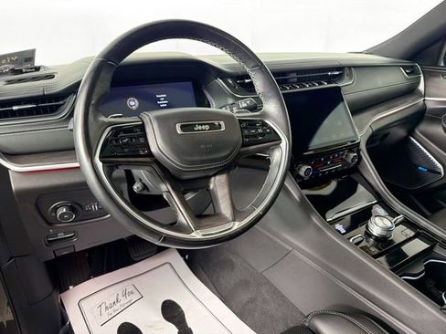 Used 2022 Jeep Grand Cherokee L Overland w/ Luxury Tech Group IV image 9