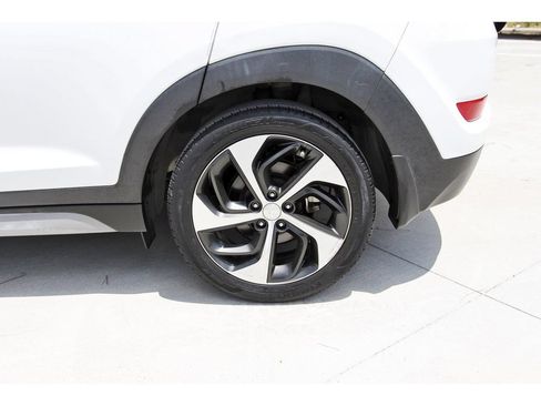 Used 2017 Hyundai Tucson Sport FWD image 31