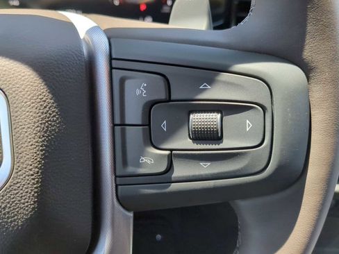 New 2026 GMC Sierra 1500 SLT w/ SLT Premium Plus Package AWD/4WD image 17