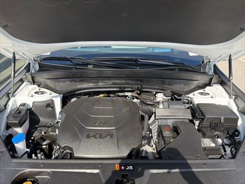 Certified 2025 Kia Telluride SX Prestige X-Line AWD/4WD image 39