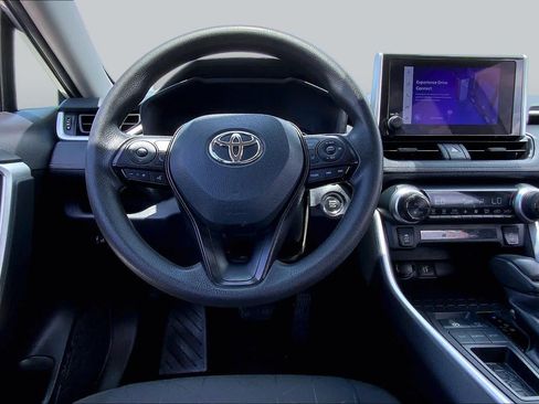 Used 2024 Toyota RAV4 XLE FWD image 6