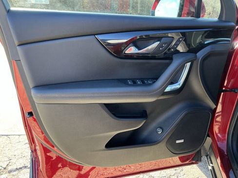 Used 2023 Chevrolet Blazer Premier w/ Driver Confidence II Package image 23