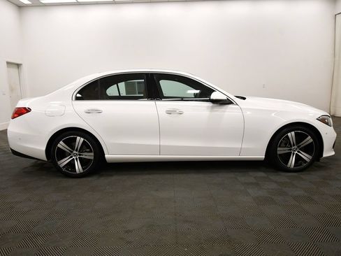 Used 2025 Mercedes-Benz C 300 4MATIC Sedan image 9