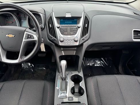 Used 2011 Chevrolet Equinox LT w/ Driver Convenience Package FWD image 2