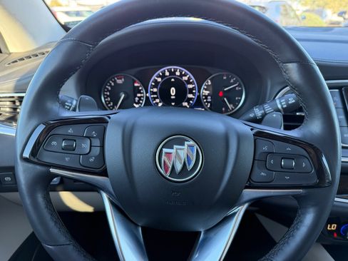 Used 2023 Buick Enclave Avenir w/ Avenir Technology Package image 27